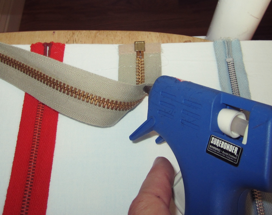 smartgirlstyle modern art with vintage zippers