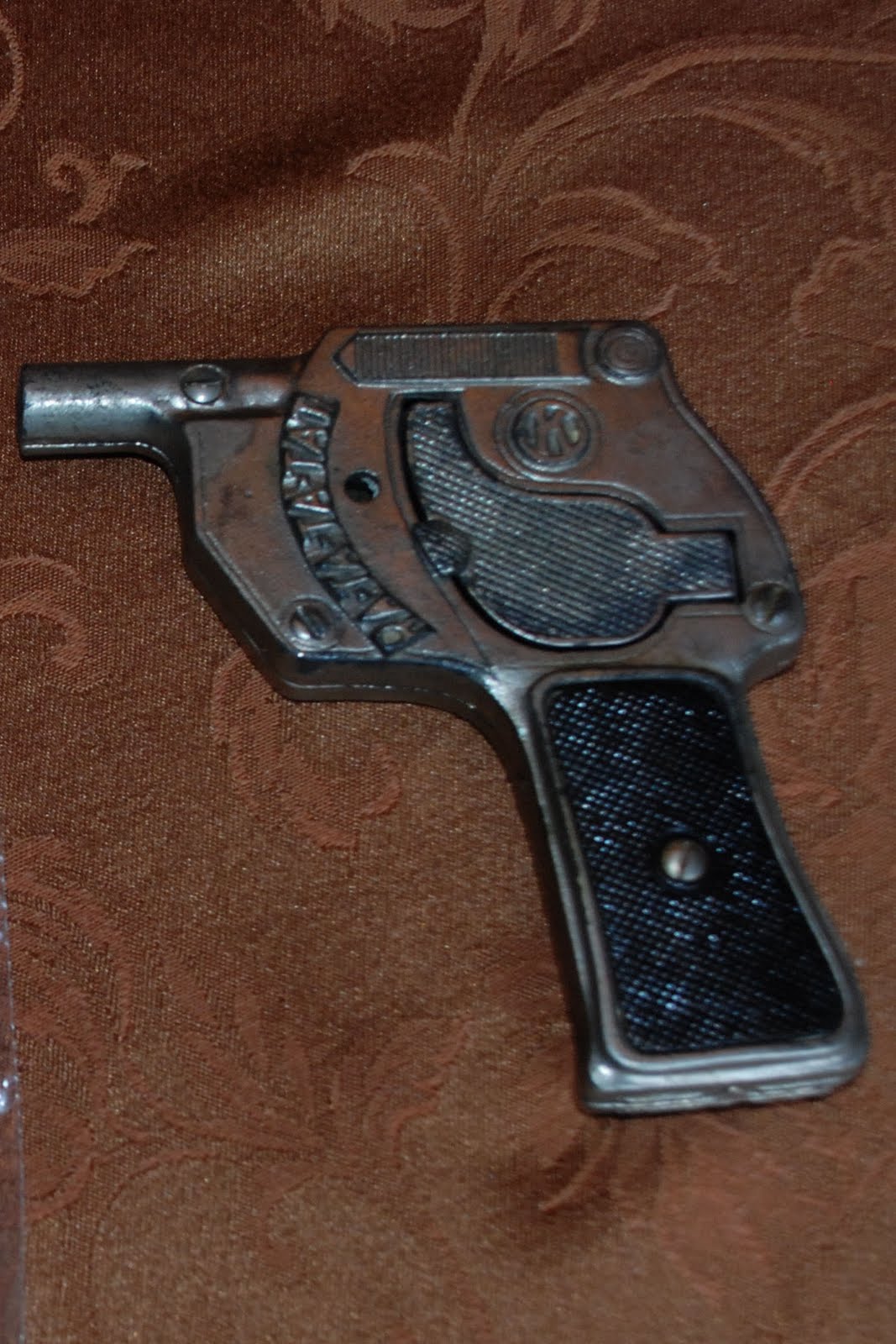 MudBay Auctions More Vintage Cap Guns! MudBay Auctions More Vintage Cap Guns!