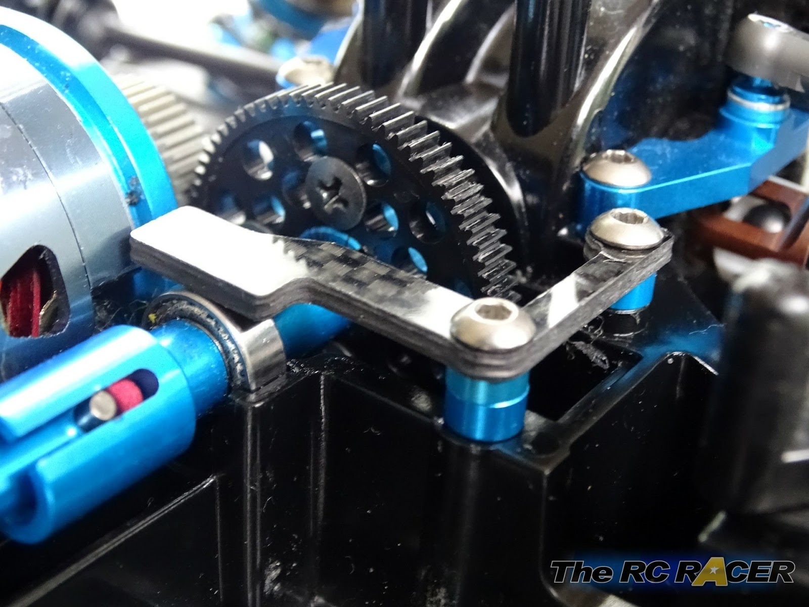 TheRcRacer TT02 / TT02S gear cover The RC Racer