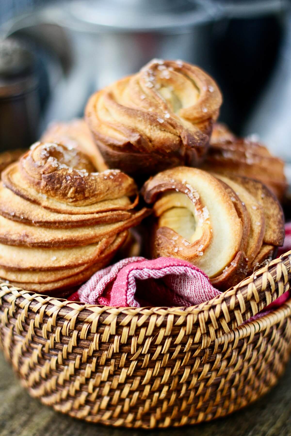 Cruffins (Easy Croissant Muffins) Karen's Kitchen Stories
