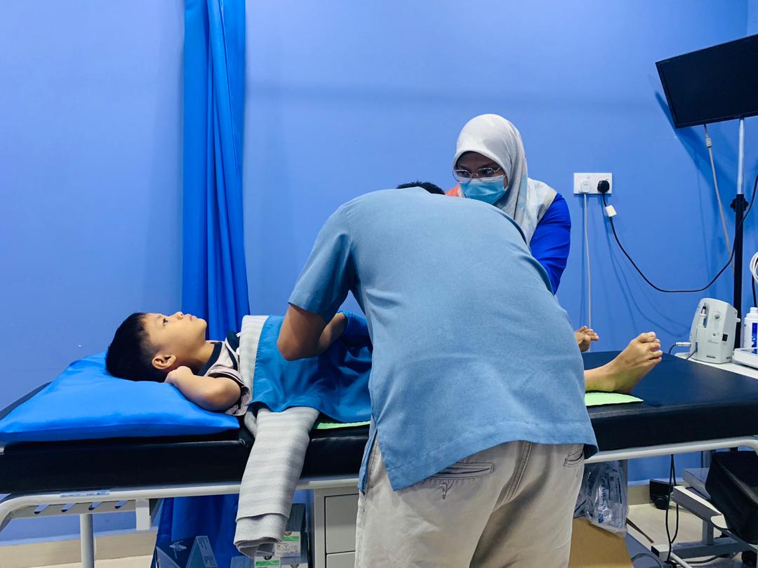 Pengalaman Bawa Anak Berkhatan Teknik Laser Di Poliklinik Azhar