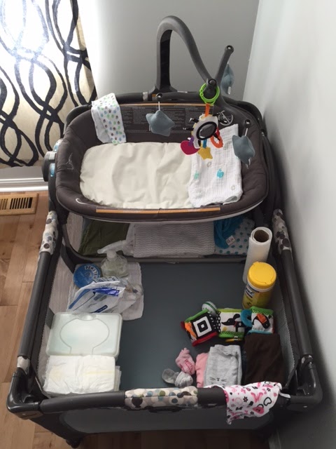 graco pack n play with reversible lounger & changer