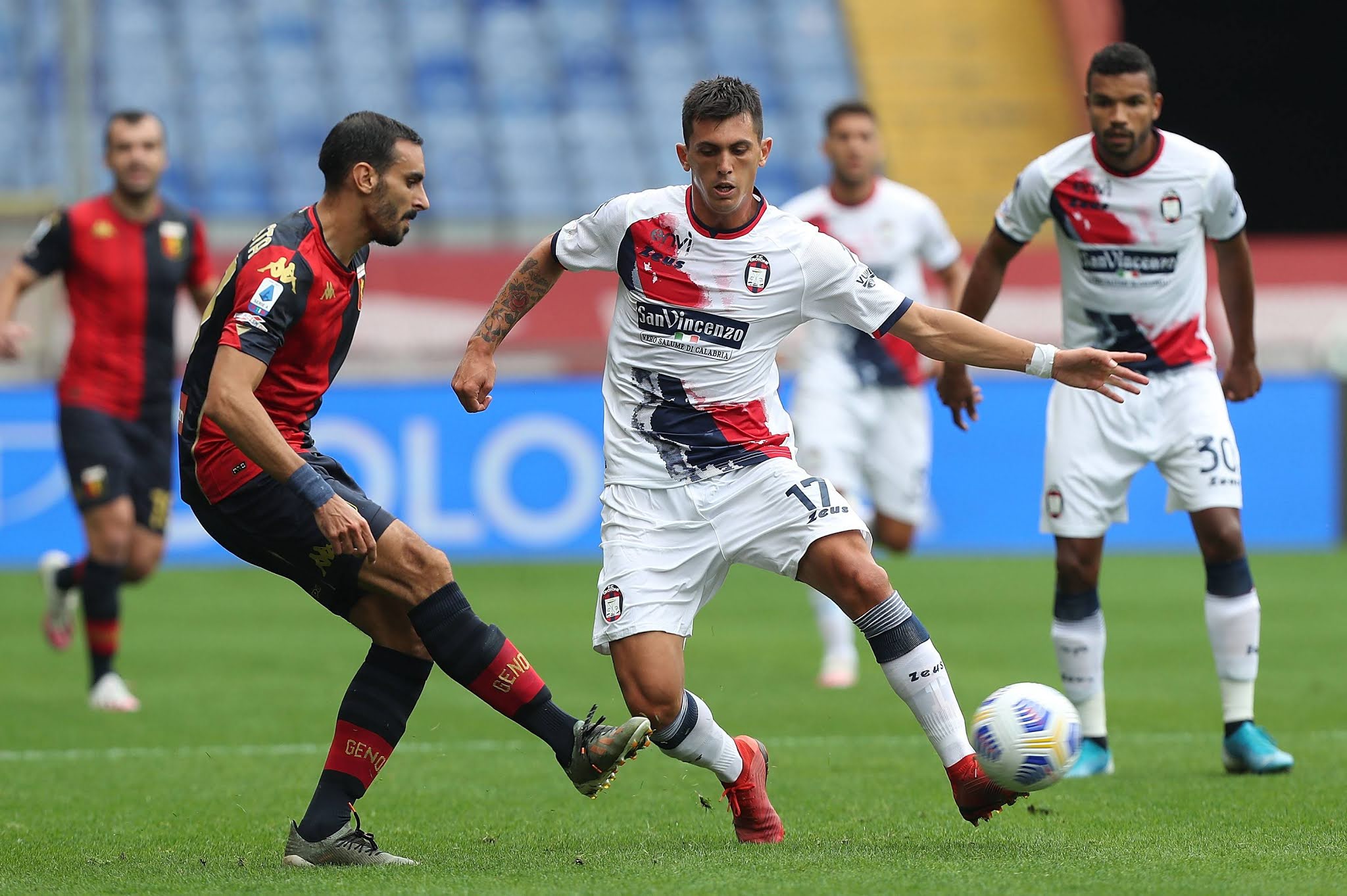 Milan Obsession: Crotone-Milan Preview: Swimming with the Sharks