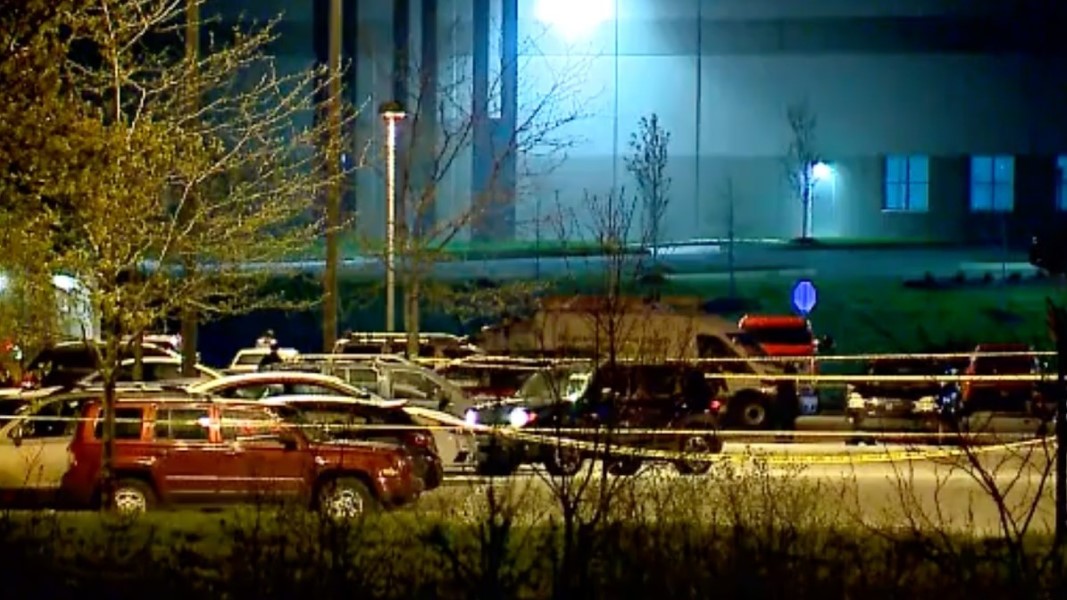 tiroteo en almacen fedex en indianapolis