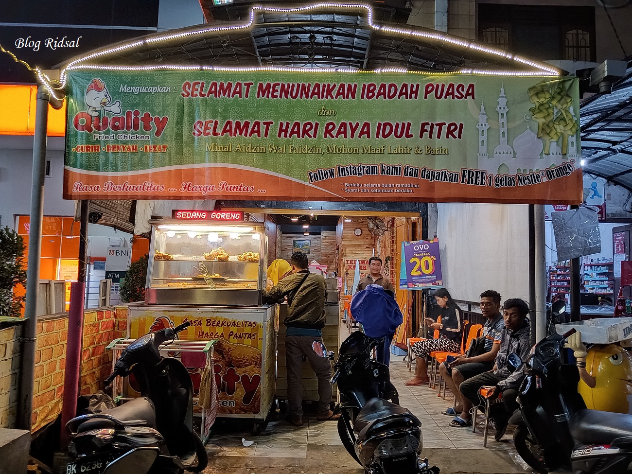 Mencoba Quality Fried Chicken di Deli Tua Blog Ridsal