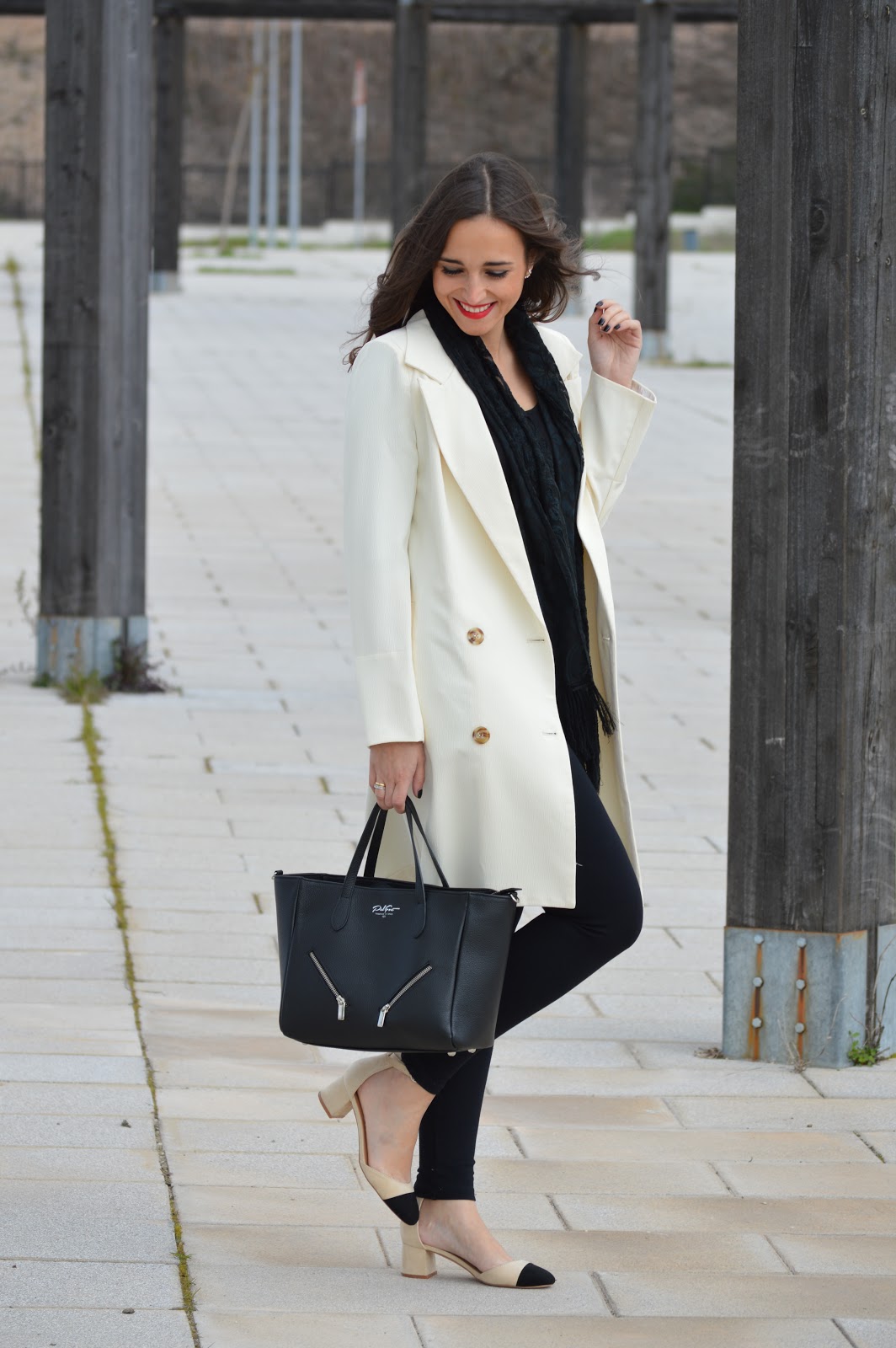 1000 MANERAS DE VESTIR Beige blazer