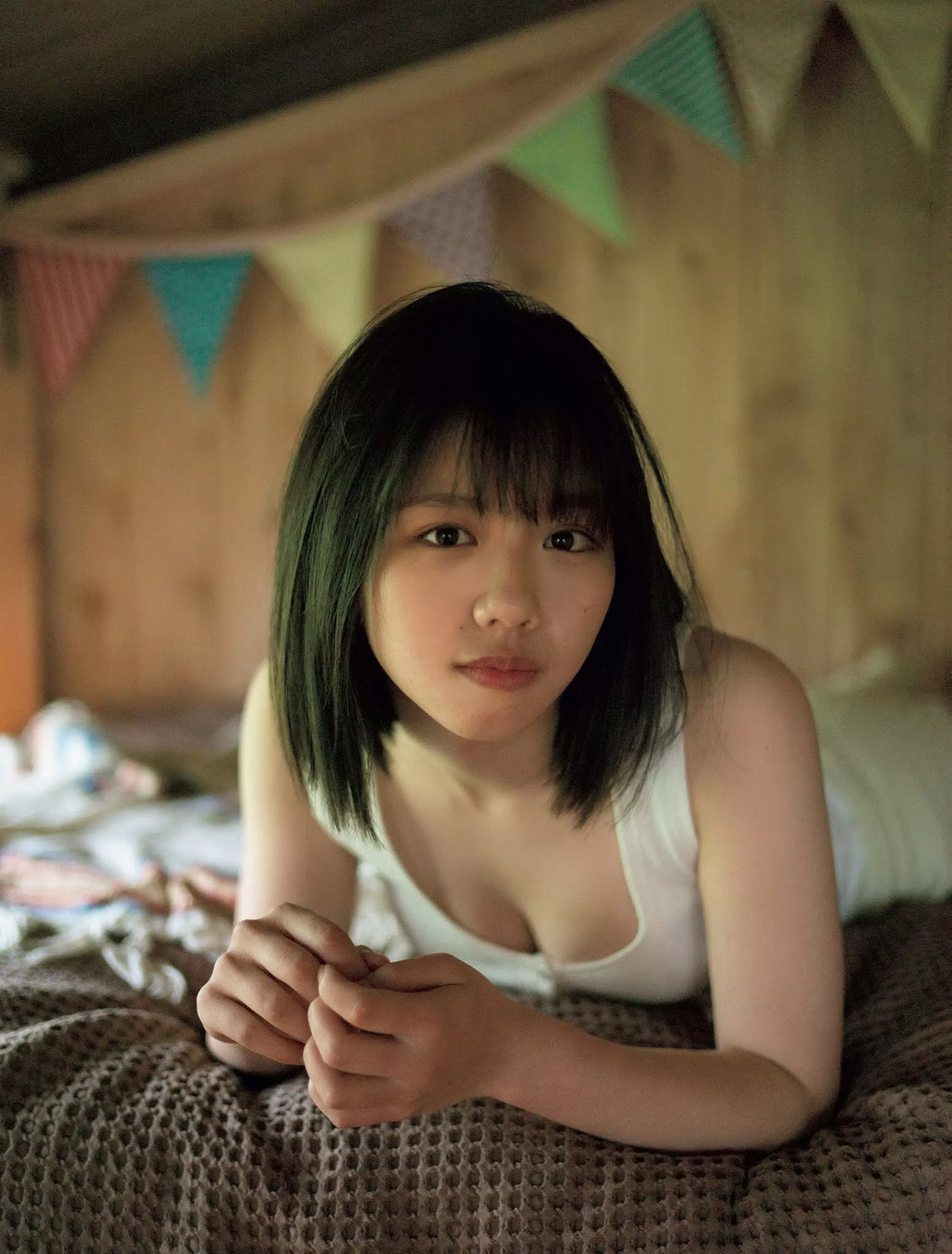 FLASH 2019.01.22 No.1498 Natsumi Yamagishi, Moeka Anan, Shizuka Sakura, Aya...