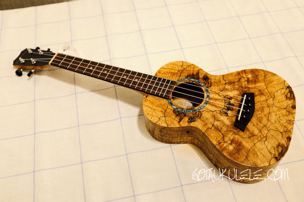Islander MAT4 Spalted Maple Tenor Ukulele REVIEW