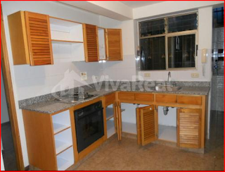 Arena Inmobiliaria: CASA PARA LA VENTA EN ENVIGADO 320'000.000 Area