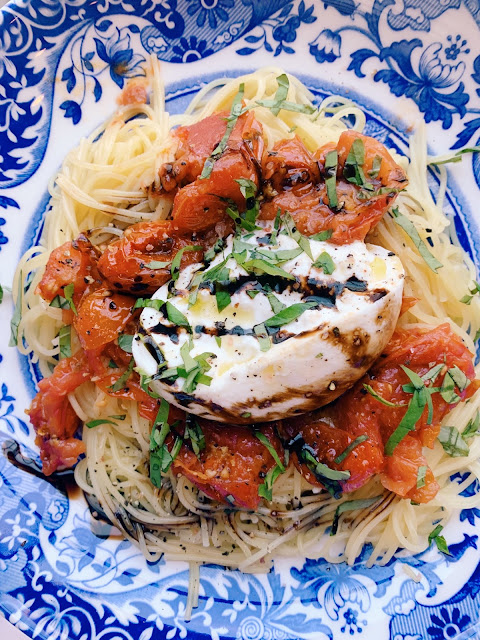 Recipe: Easy Roasted Tomato and Burrata Pasta