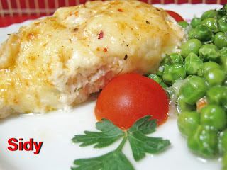 Chiftelute gratinate , cu mazare verde
