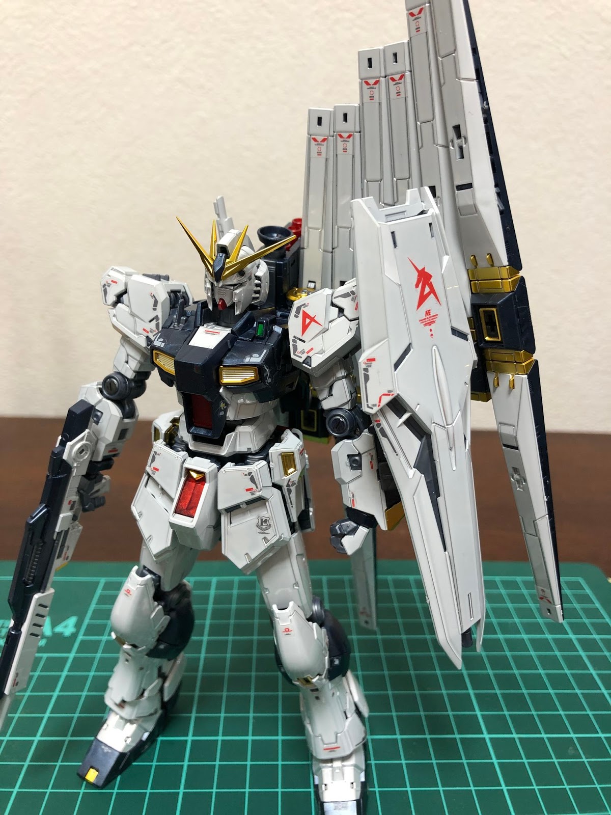 RG 1/144 ガンダムベース限定 νガンダム チタニウムフィニッシュ - www.dhacsskarachi.edu.pk