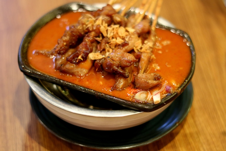 Dari Restoran Sate Khas Senayan Hingga Layanan Pesan Antar Tᖇᗩᐯeᒪeᖇieᑎ