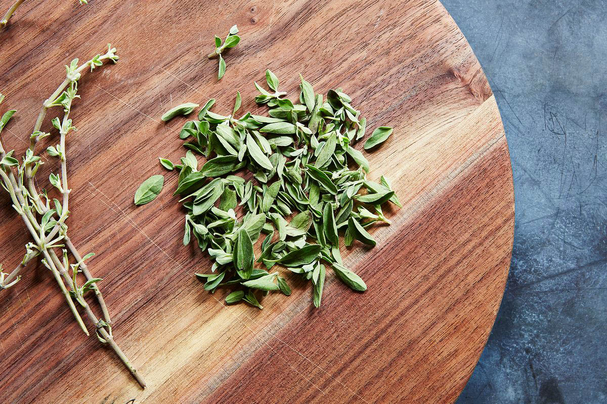 What are the benefits of marjoram herb for health HealthyLeavingTips