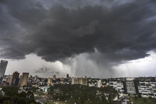 Curitiba e Região Metropolitana e litoral tem alerta amarelo para temporal nesta terça-feira