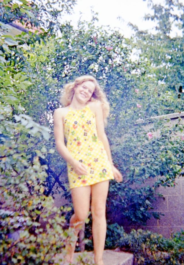 36 Cool Photos of Teenage Girls in the 1970s _ Nostalgic US Treasures ...