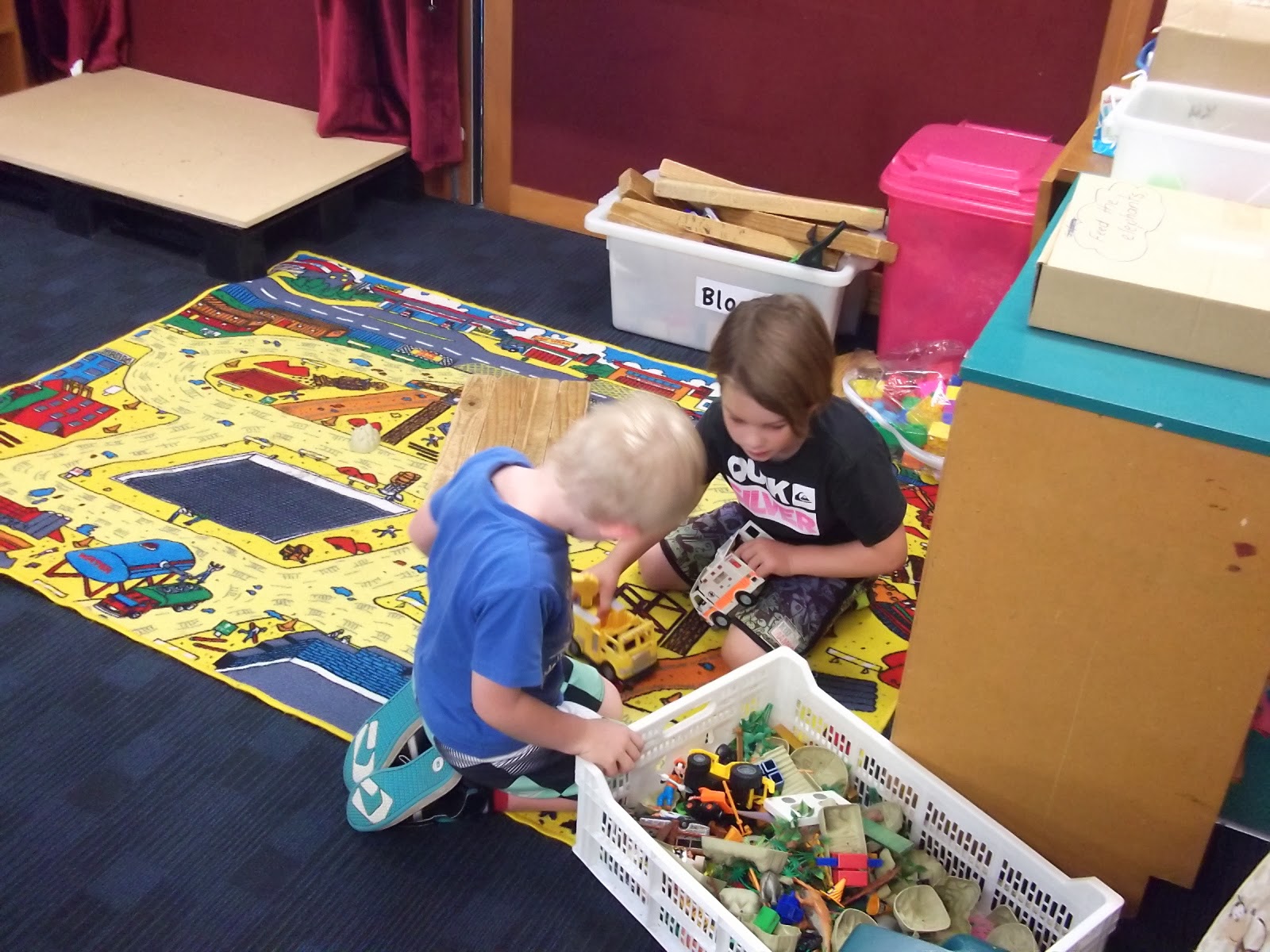 FANTASTIC FOUR'S: Action in Action Stations