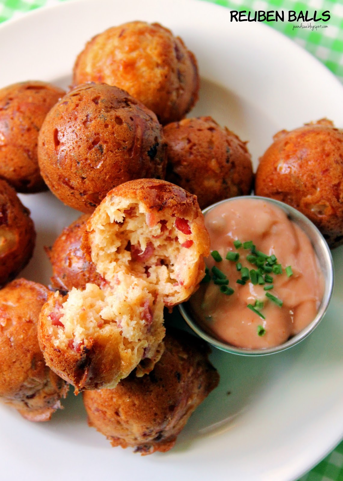 Jo and Sue Reuben Balls with Spicy Thousand Island Dipping Sauce