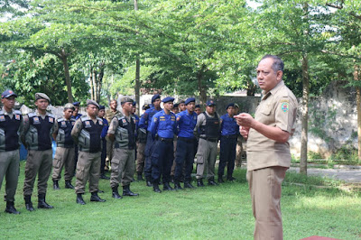 Pimpin Apel di Satpol PP dan Kebakaran, Sekda Trenggalek Tekankan Pentingnya Keberadaan di Tengah Masyarakat