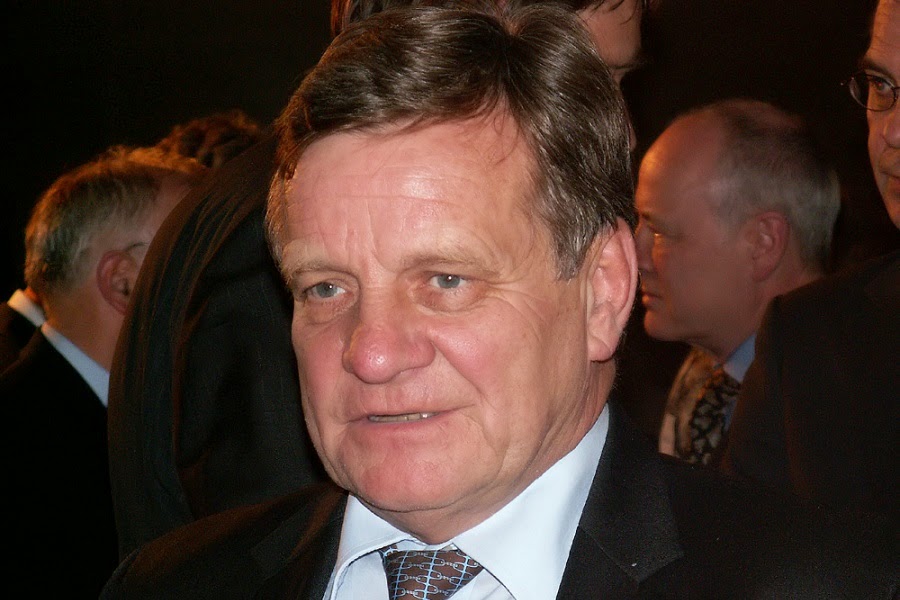 In einer Umfrage von letzter Woche forderten gar 84 Prozent seinen Rücktritt als Flughafenchef