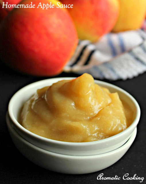 Aromatic Cooking Homemade AppleSauce