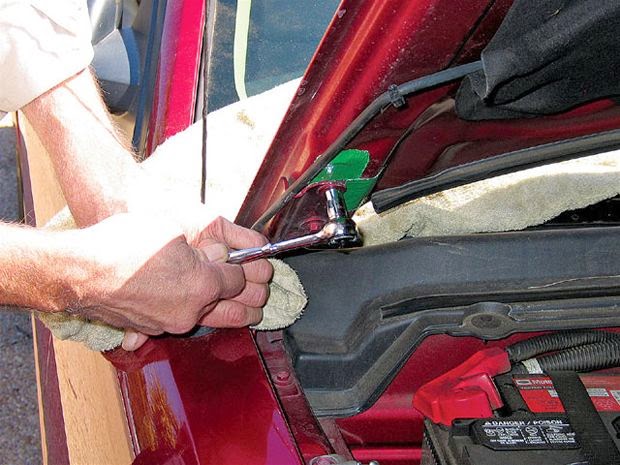 In the news: Mustang 360 Hood Lift Kit Install | California Pony Cars