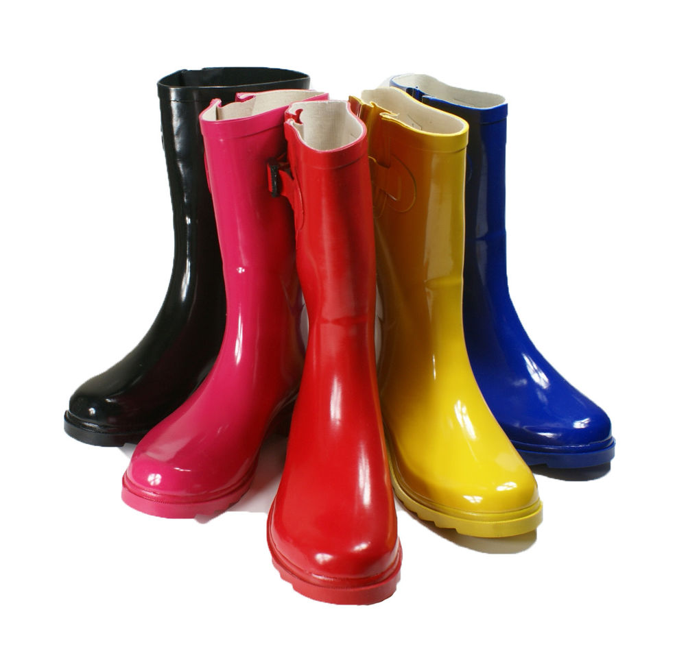stores that sell rain boots