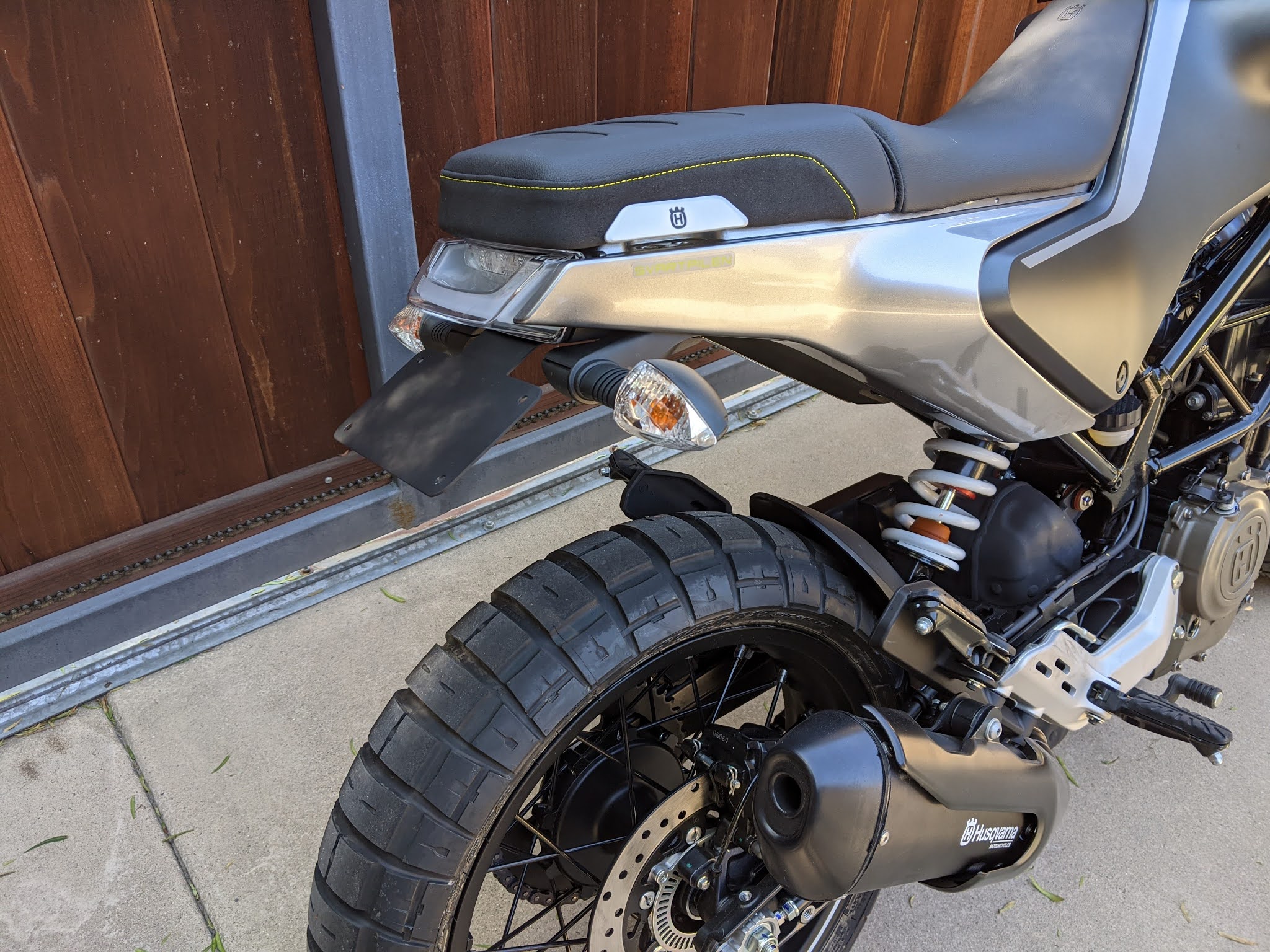 vitpilen 401 tail tidy