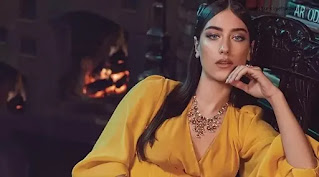 Hazal Kaya - Two new ambitious projects to be released.