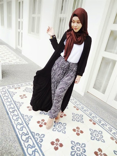 Model Busana Hijab Casual Remaja Terbaru 2017/2018