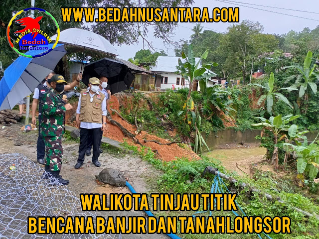 Walikota Tinjau Titik Bencana Banjir dan Tanah Longsor 1 WhatsApp%2BImage%2B2021 07 13%2Bat%2B21.16.56
