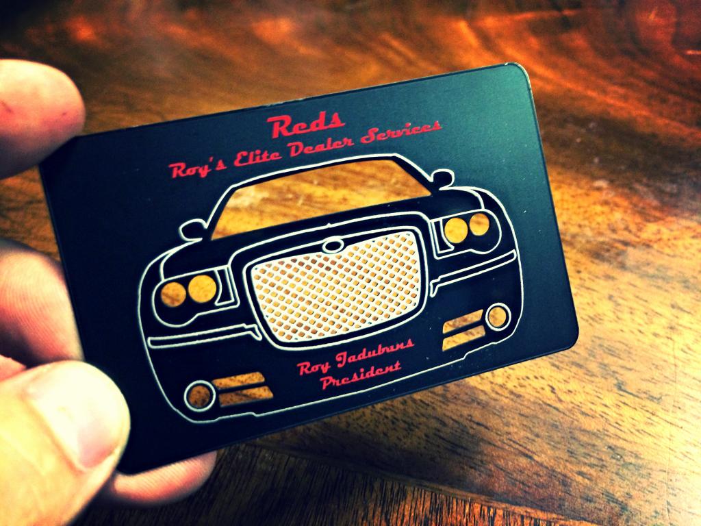 Открой карту машин. Автомобиль для визитки. Автосигнализация визитка. Автомобильная визитная карточка. Креативные визитки автомобильные.