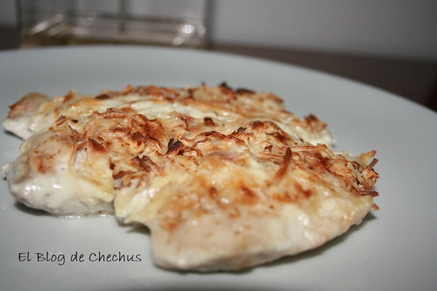 Pechugas a la crema de cebollas, el blog de chechus