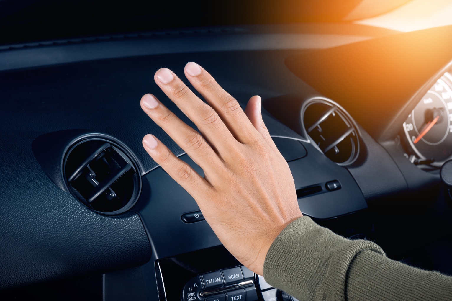 La climatisation de la voiture ne refroidit pas? 5 causes courantes