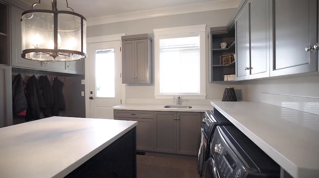 57 Interior Design Photos vs. 319 184 St, Surrey, BC Luxury Home Tour