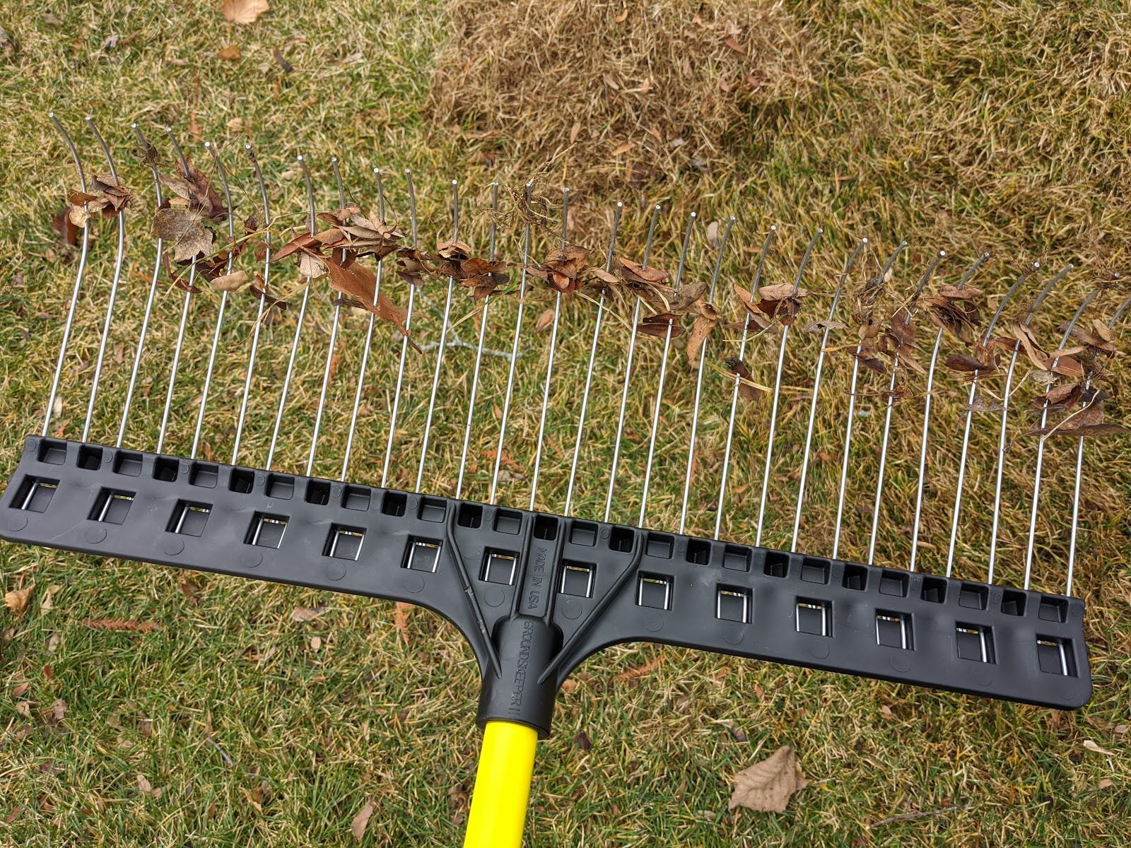 Lawn Equipment Groundskeeper II Thatch Rake