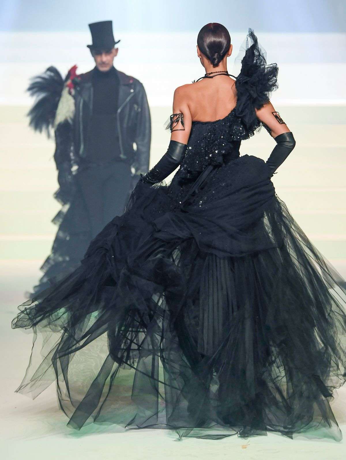 Irina Shayk – Jean-Paul Gaultier Haute Couture Show in Paris – Fashion