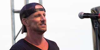 Daniel Powter Net Worth, Income, Salary, Earnings, Biography, How much money make?