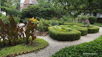 Sculptured hedges - Butler-McCook House and Garden, Hartford, CT