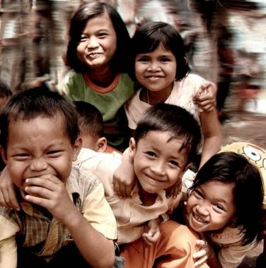 Puisi Senyum Anak Cempaka | Wardah Asyahri