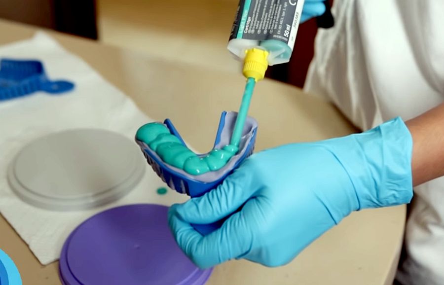 INVISALIGN TREATMENT Taking Impressions step by step