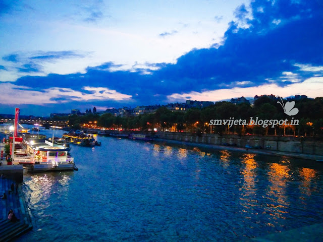  Paris Lights by the river side! 