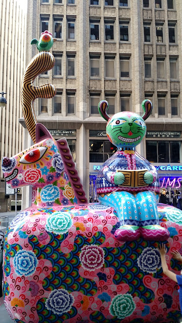 Карнавал кольорових звірів на Бродвеї, Нью-Йорк(Hung Yi. Fancy Animal Carnival, NYC)