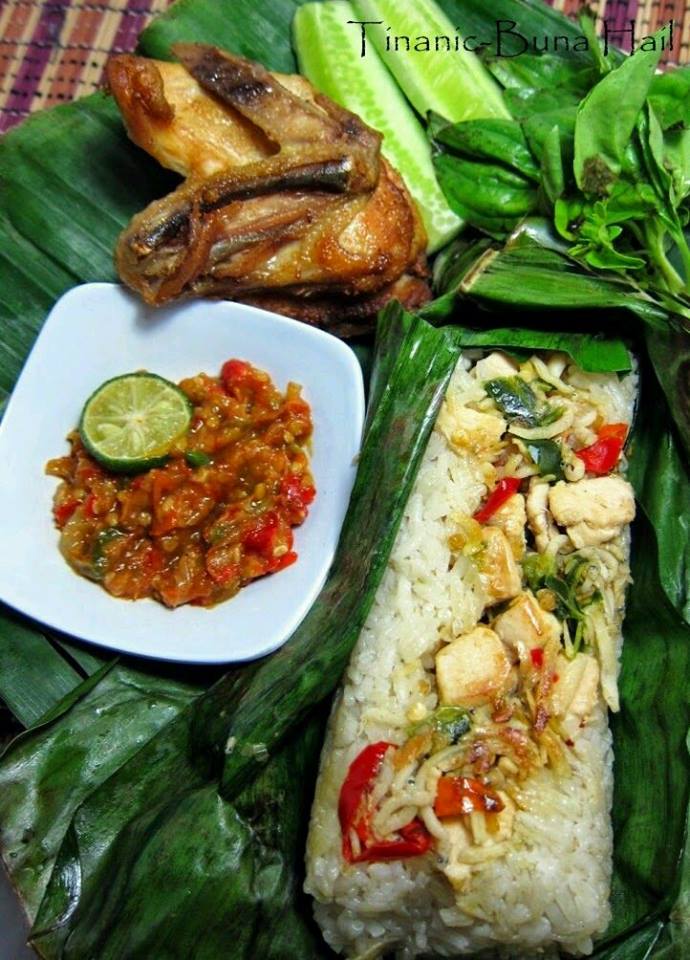 Nasi Bakar Plus Ayam Goreng