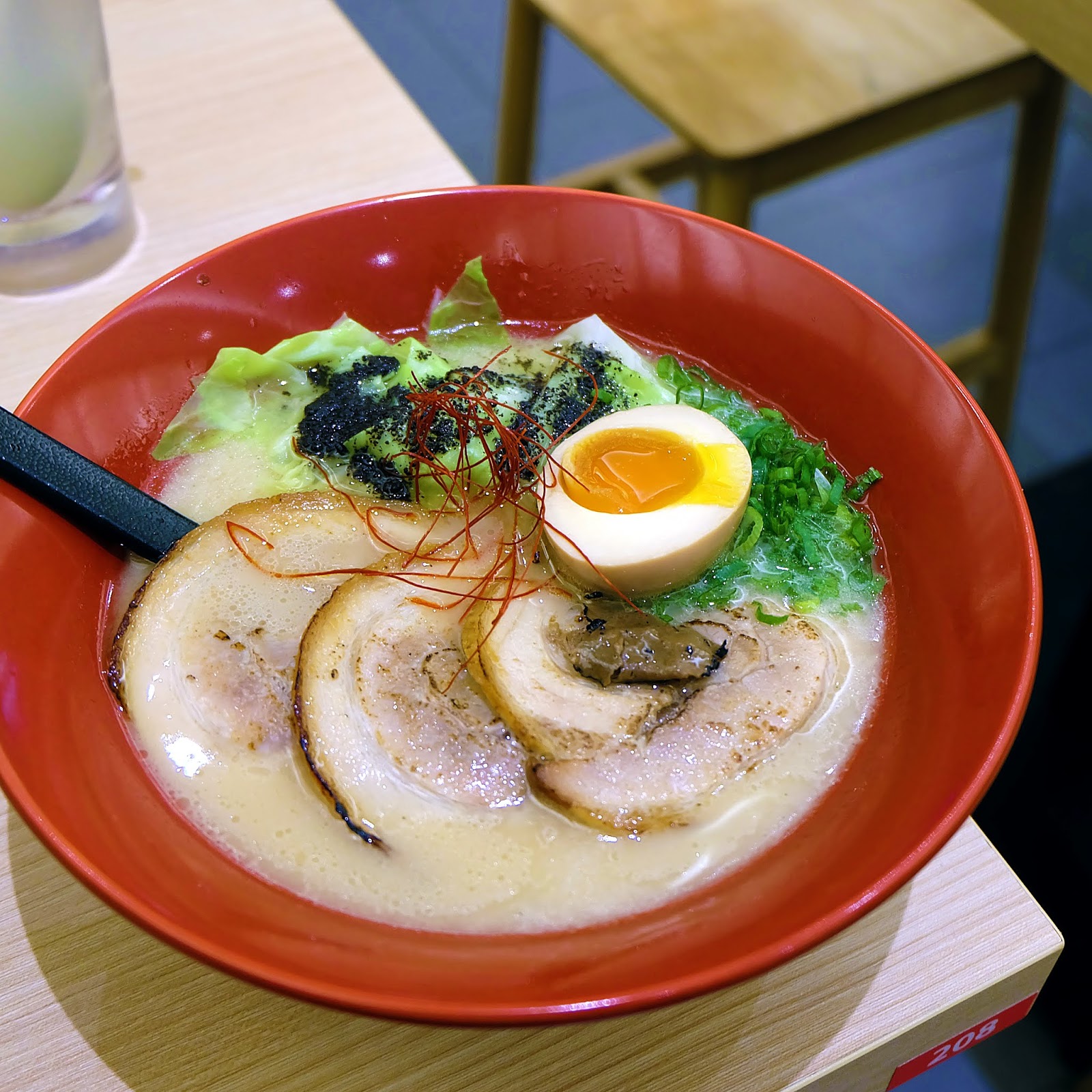 REVIEW SO RAMEN TRUFFLE TONKOTSU RAMEN