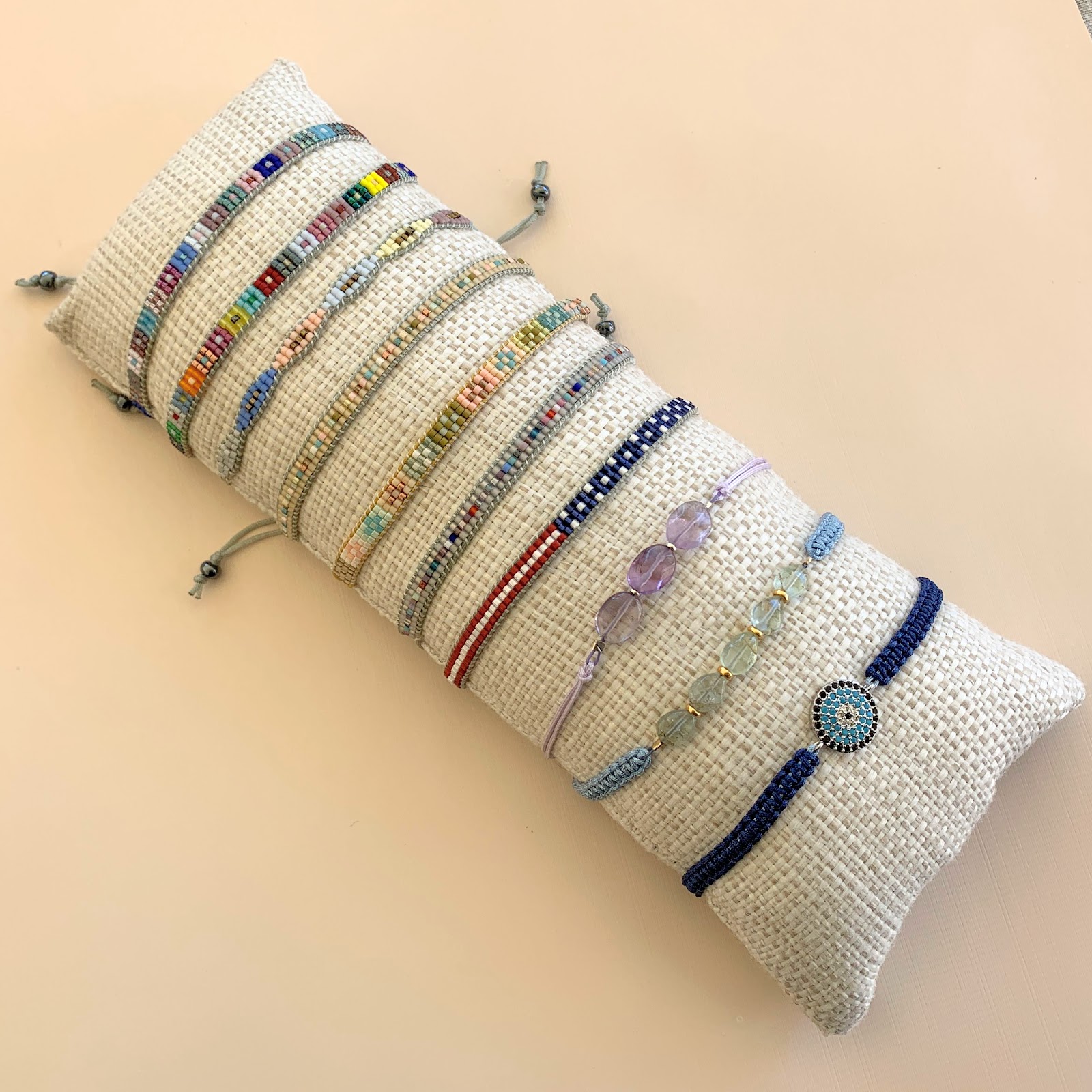 Lisa Yang Jewelry How to Make a Bracelet Jewelry Display