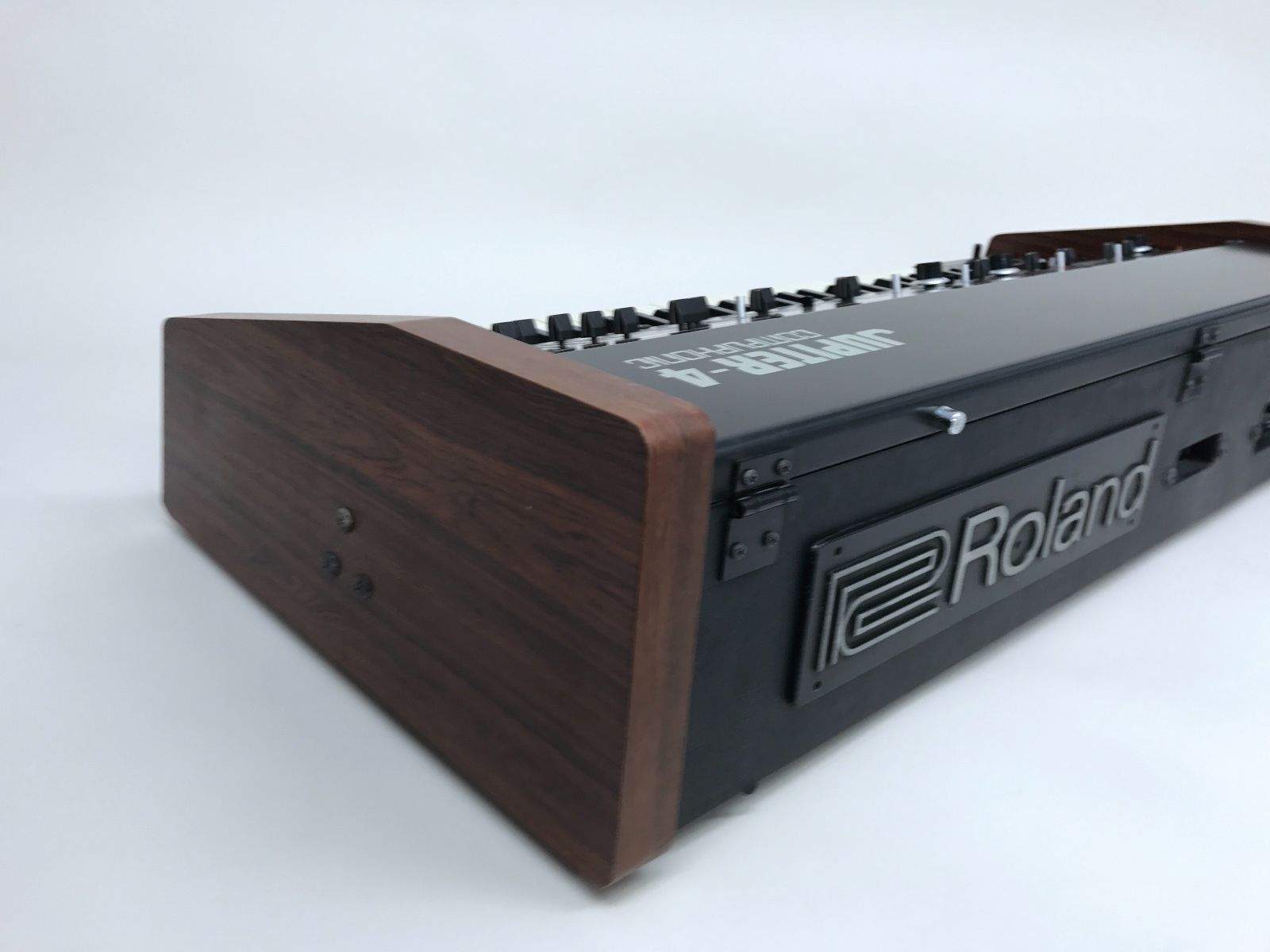 MATRIXSYNTH: ROLAND JUPITER 4 Synthesizer