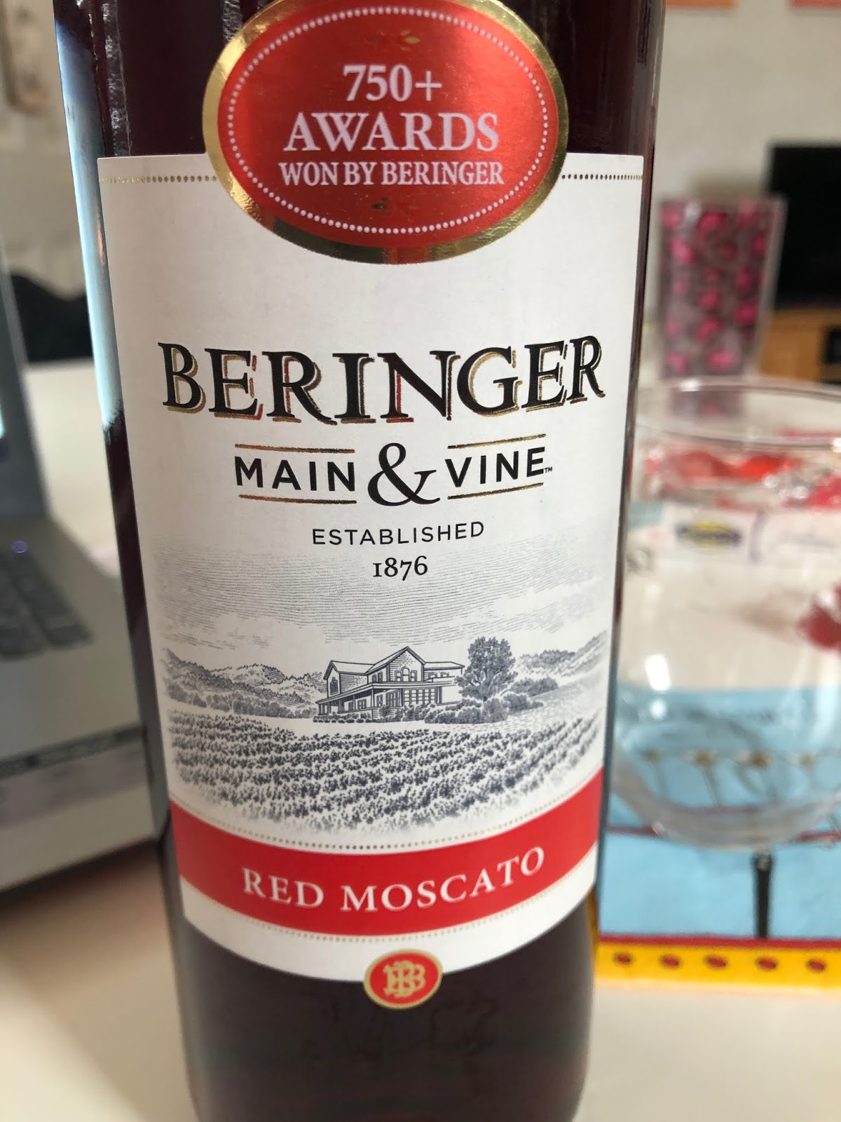 Uncork and Unwind Tasting Beringer Red Moscato