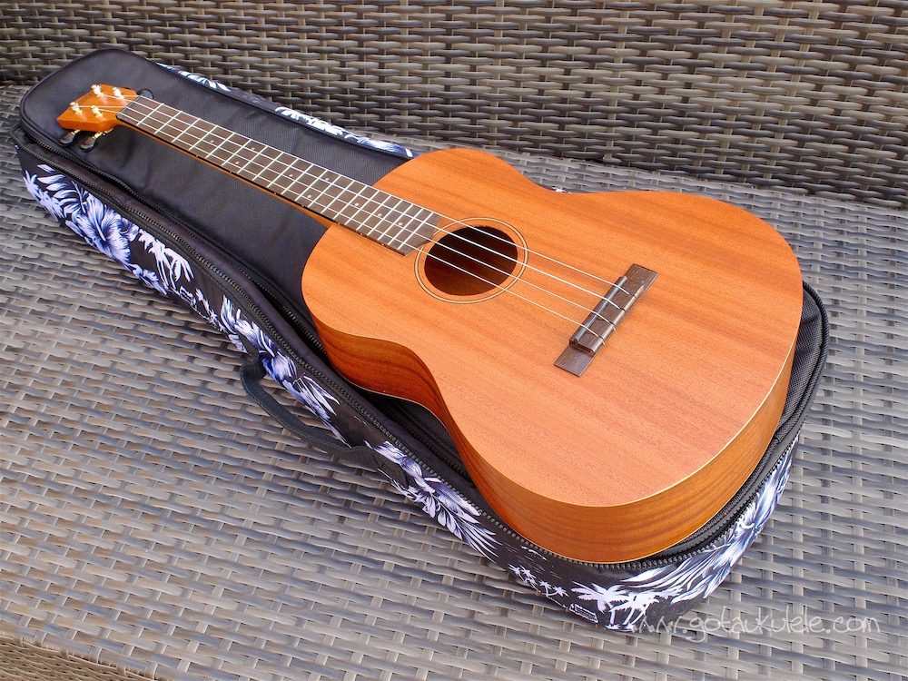 Mahalo U320B Baritone Ukulele REVIEW