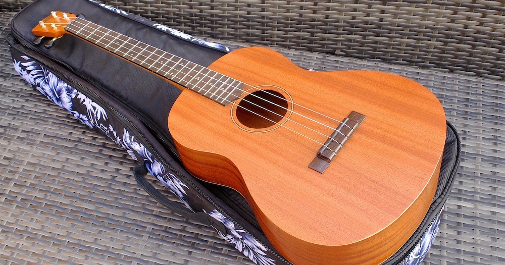 Mahalo U320B Baritone Ukulele REVIEW